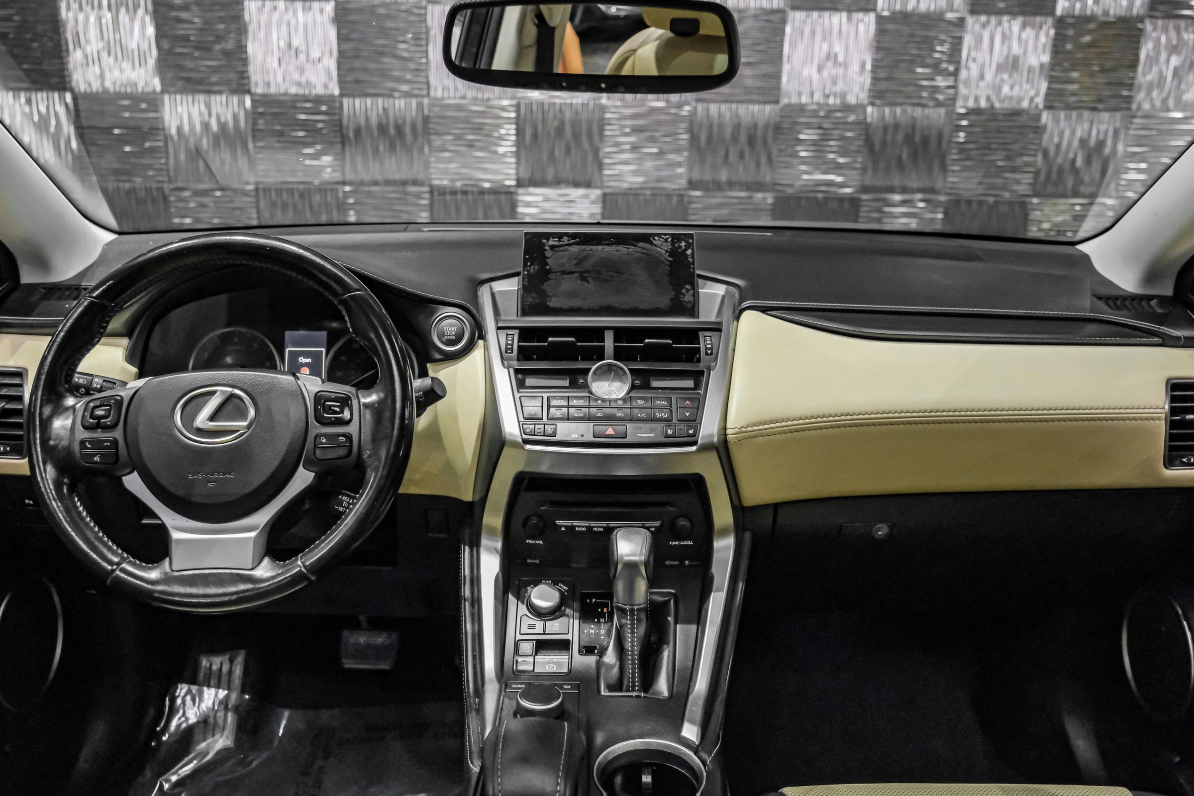 Used 2016 Lexus NX 200t FWD w/ Premium Package image 12