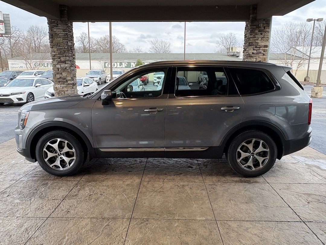 Used 2020 Kia Telluride EX image 9