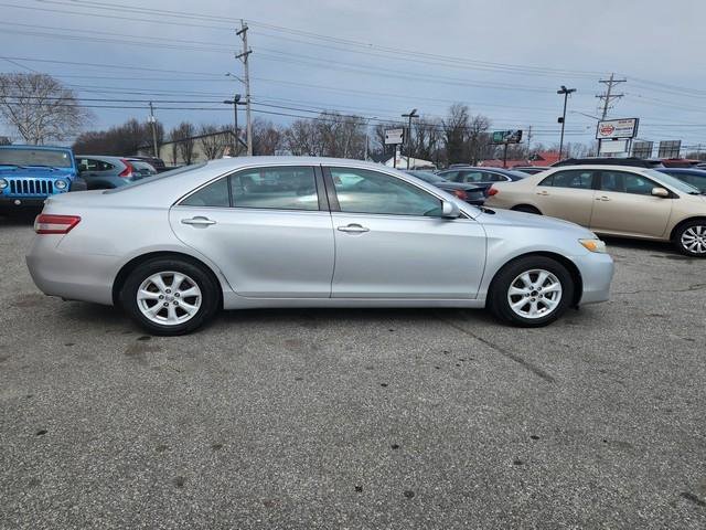 Used 2011 Toyota Camry LE w/ LE Extra-Value Pkg FWD image 8