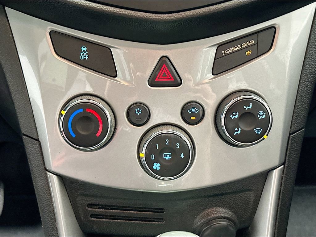 Used 2016 Chevrolet Trax LT w/ LT Convenience Package image 15