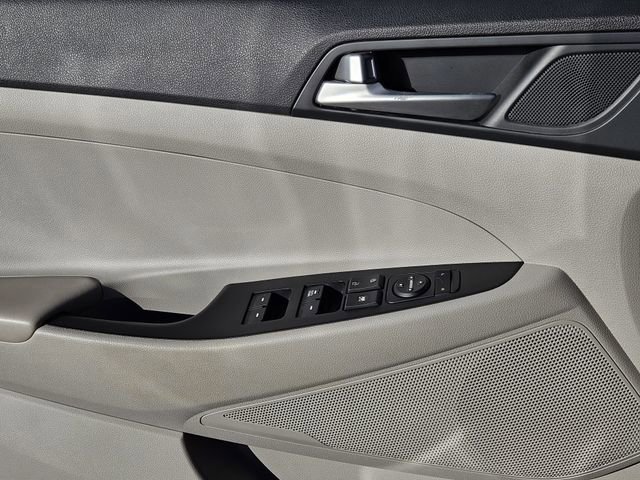 Used 2020 Hyundai Tucson SE image 21