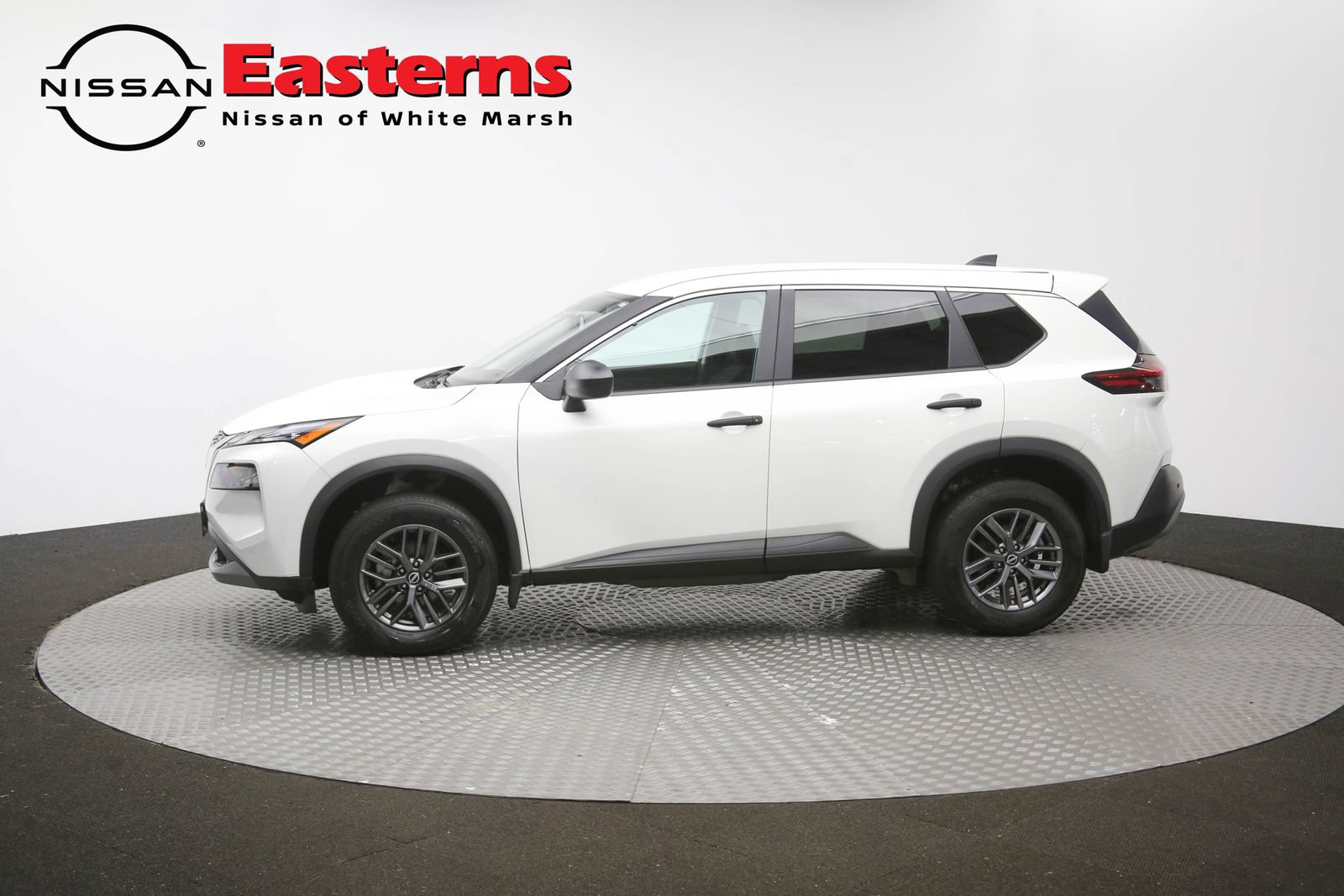 Used 2023 Nissan Rogue S AWD/4WD image 59