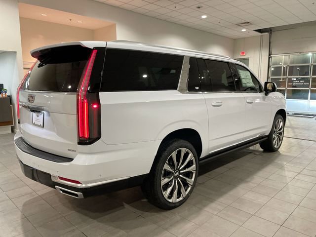 New 2026 Cadillac Escalade ESV Luxury w/ Touring Package image 6