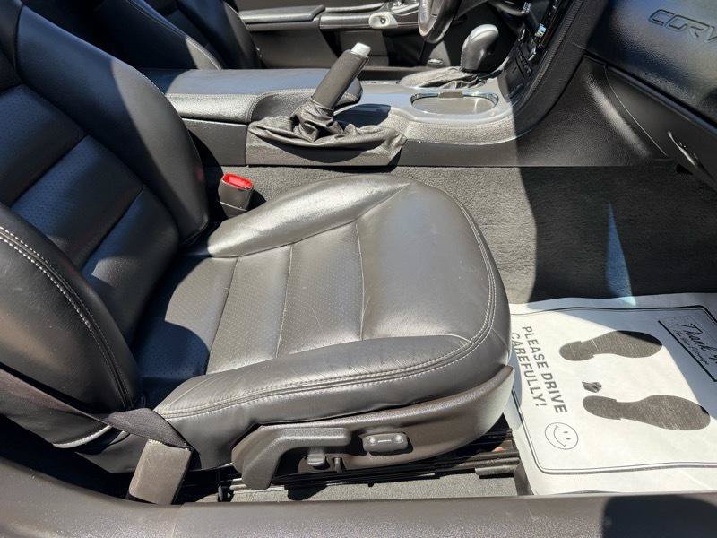 Used 2009 Chevrolet Corvette Coupe w/ Preferred Equipment Group RWD image 48