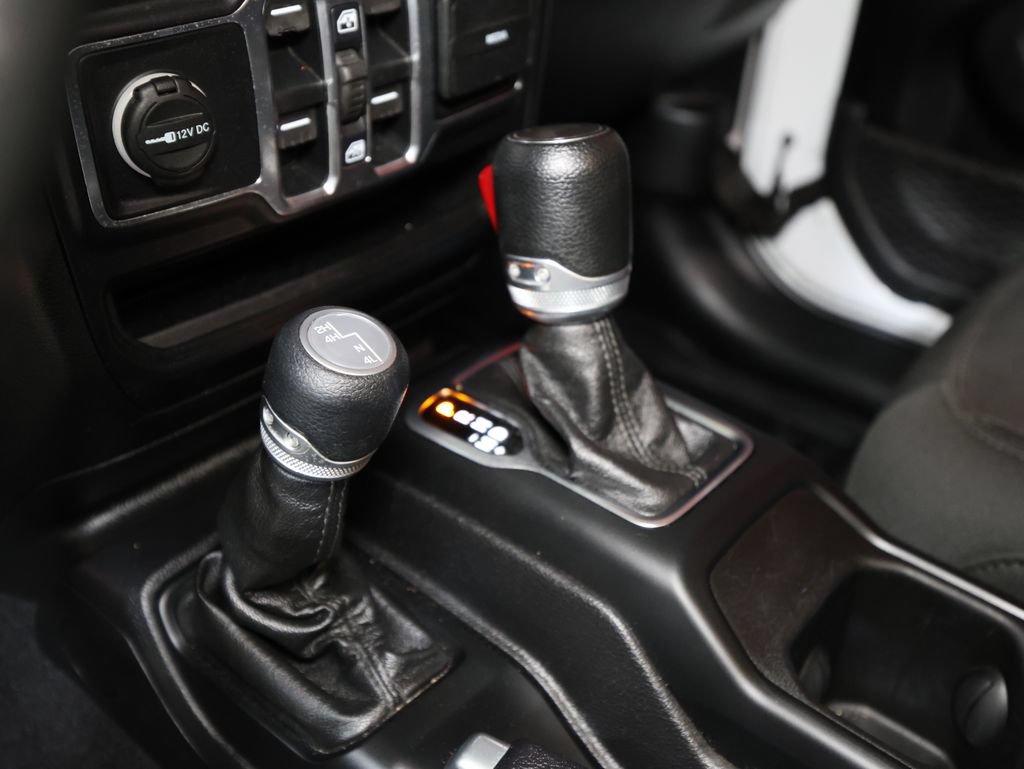Used 2020 Jeep Wrangler Unlimited Sport AWD/4WD image 21