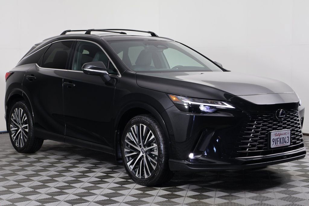 Used 2025 Lexus RX 350 w/ Convenience Package AWD/4WD image 3