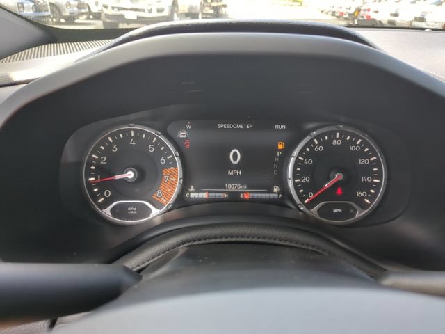 Used 2022 Jeep Renegade Latitude w/ Convenience Group AWD/4WD image 35