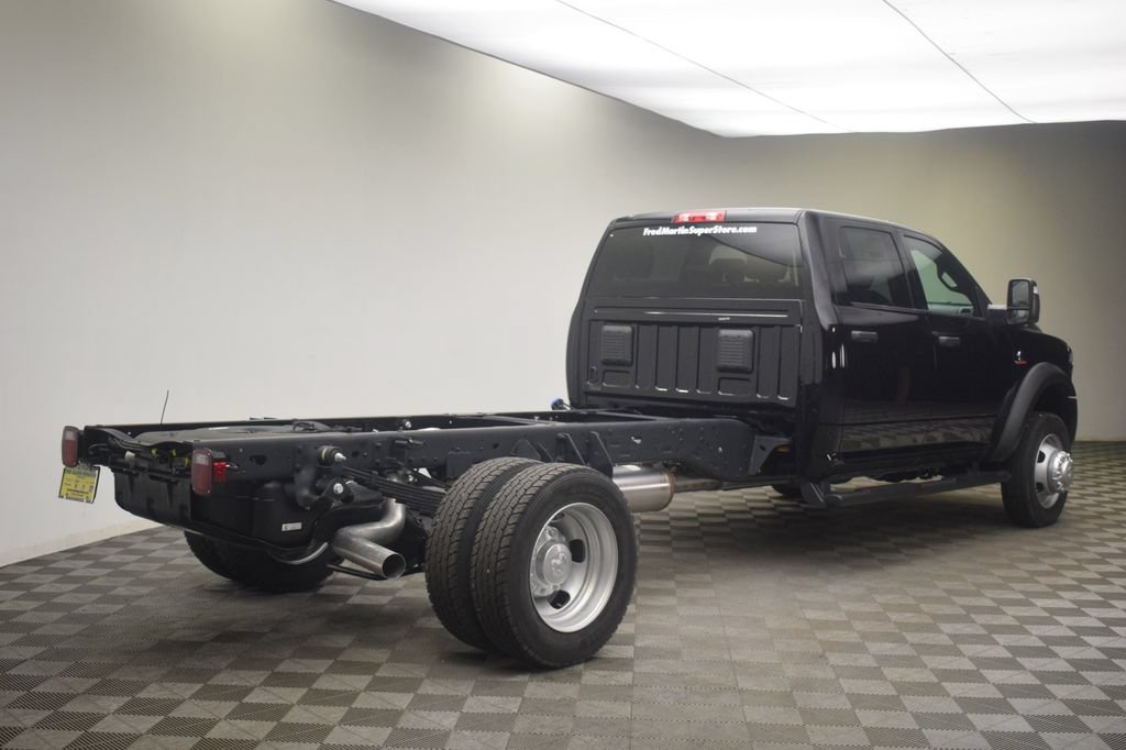 New 2026 RAM 5500 Tradesman AWD/4WD image 5