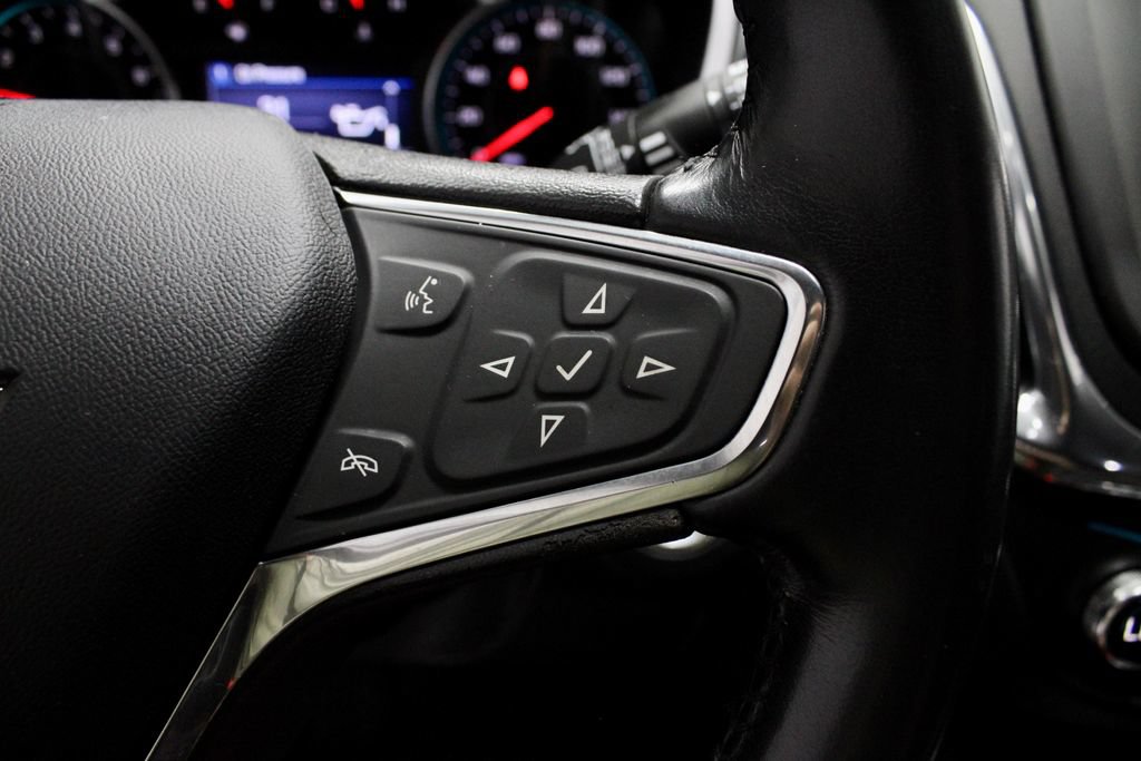 Used 2020 Chevrolet Equinox LT w/ Driver Convenience Package FWD image 27