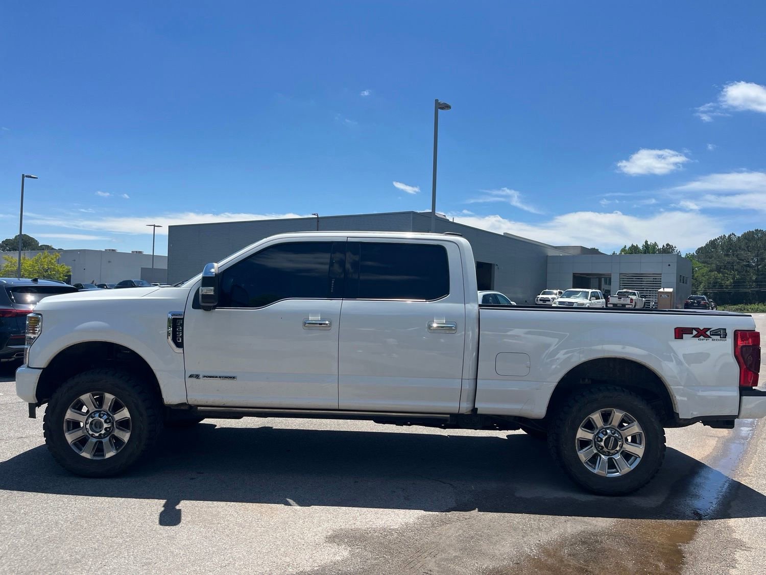 Used 2021 Ford F250 Platinum w/ FX4 Off-Road Package AWD/4WD image 3