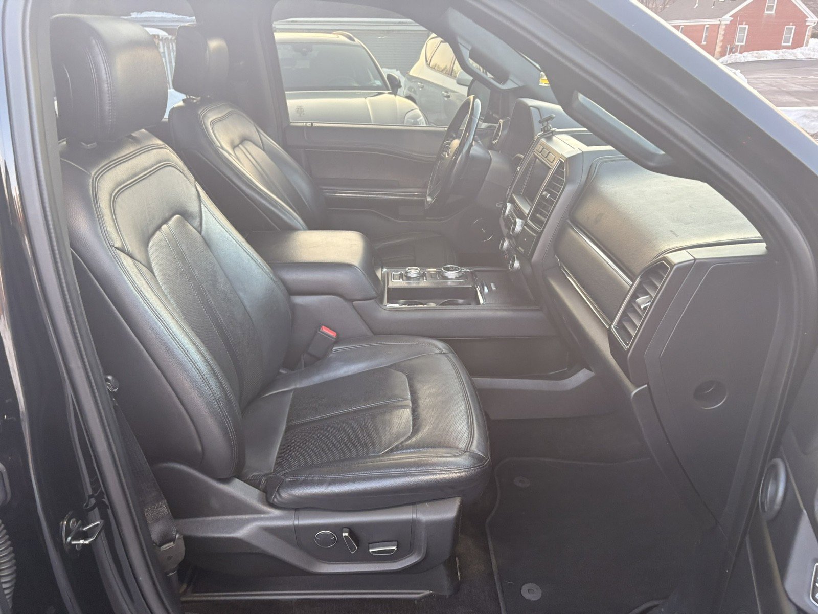 Used 2018 Ford Expedition Max Limited image 22