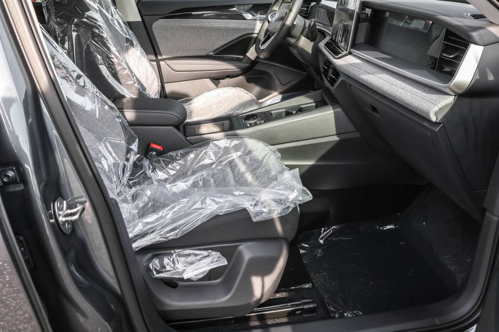 New 2026 Volkswagen Tiguan S image 40