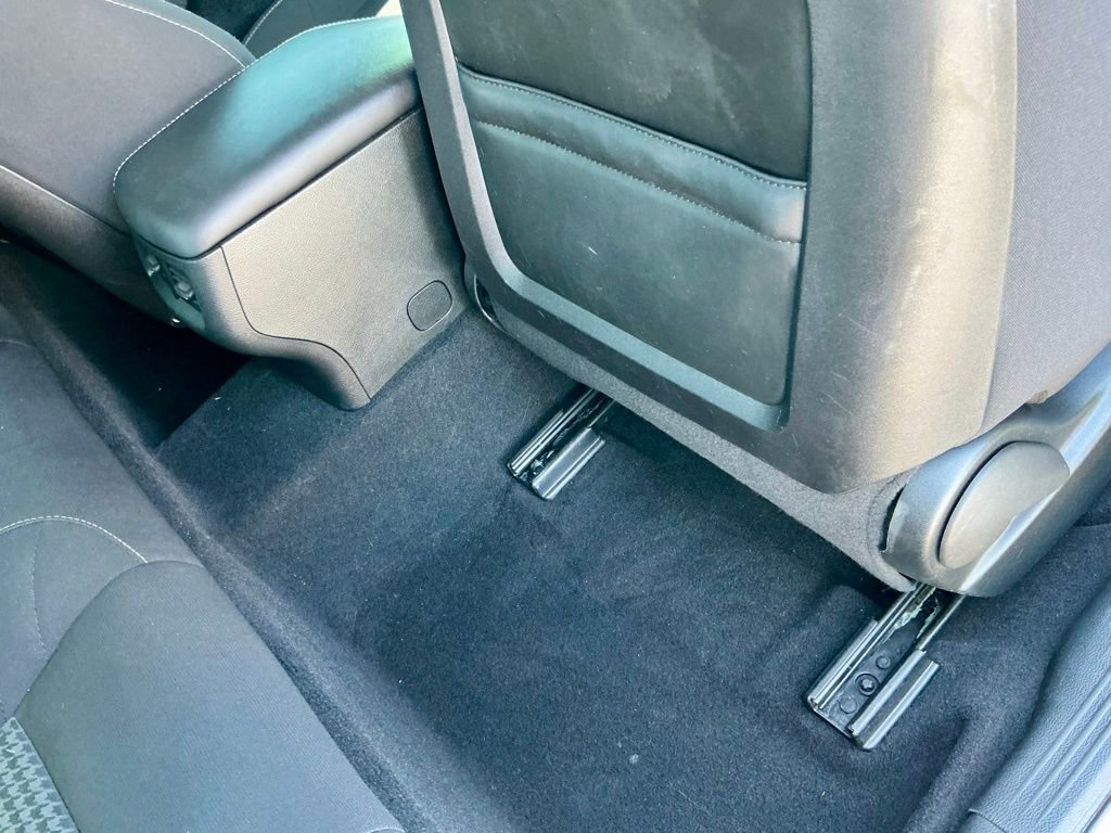 Used 2019 Dodge Challenger SRT Hellcat Redeye image 30