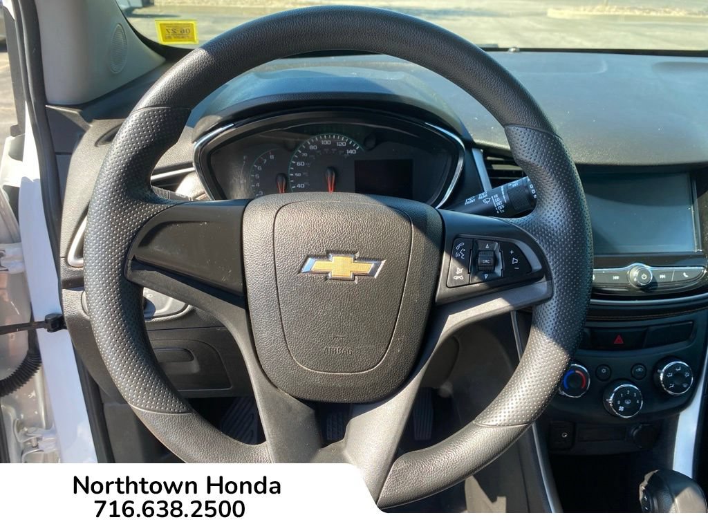 Used 2017 Chevrolet Trax LS FWD image 20