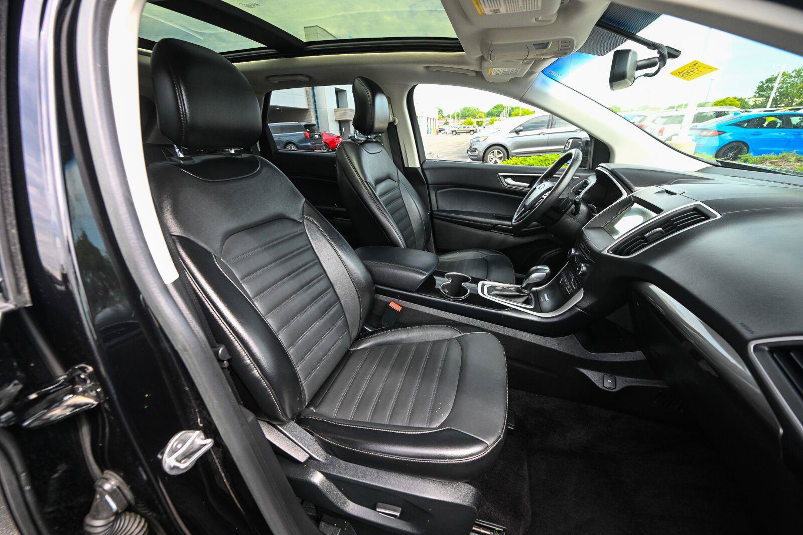 Used 2017 Ford Edge SEL w/ Canadian Touring Package AWD/4WD image 34