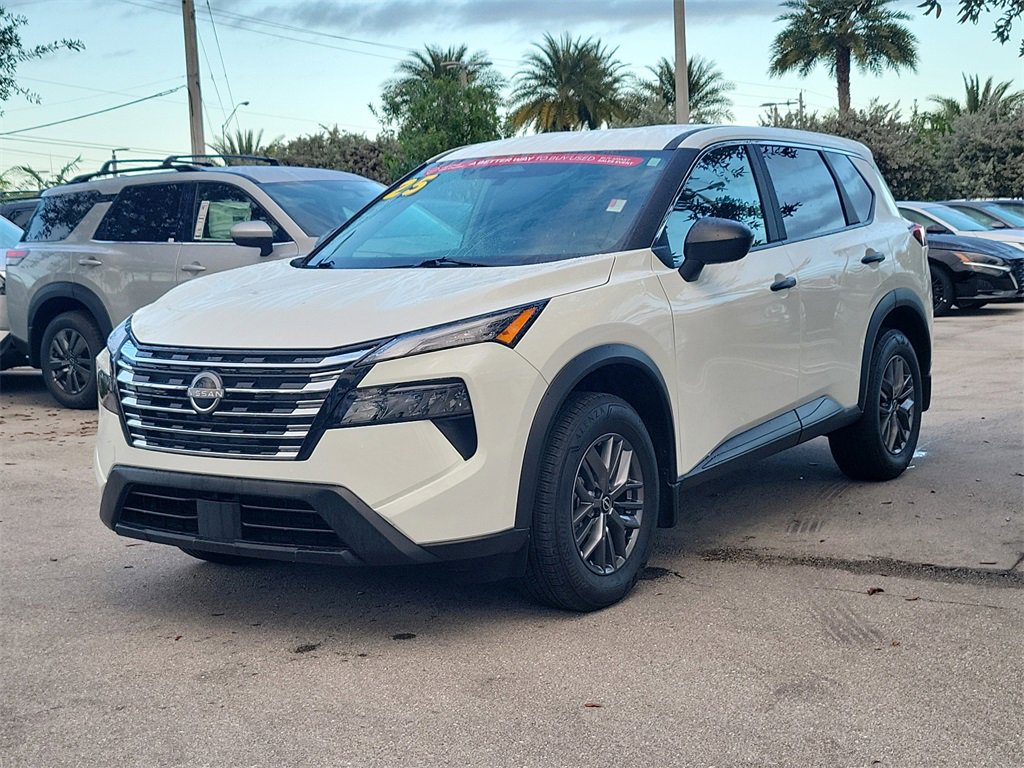 Certified 2025 Nissan Rogue S image 3