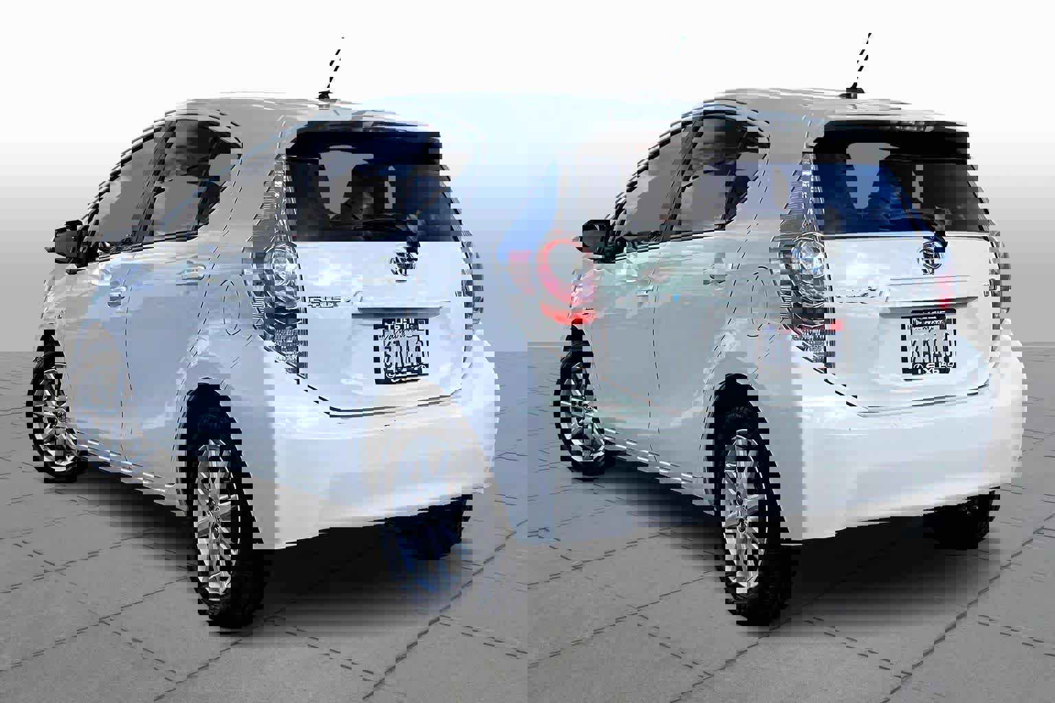 Used 2012 Toyota Prius C Four image 11