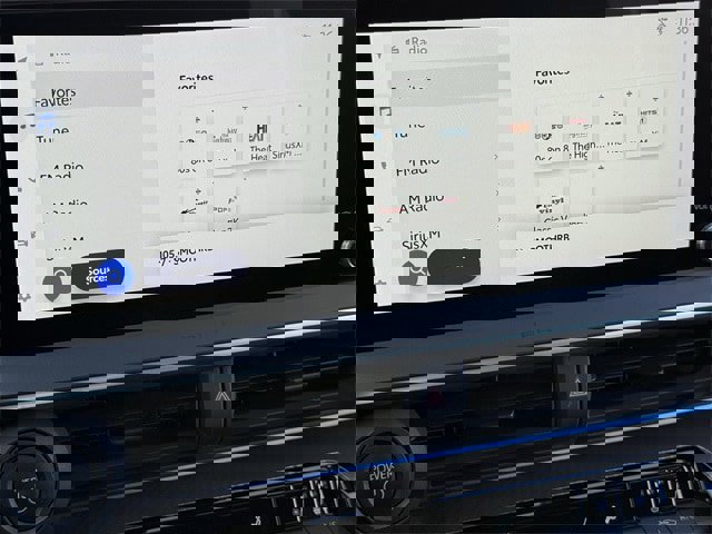 Used 2024 Toyota Prius Limited image 18