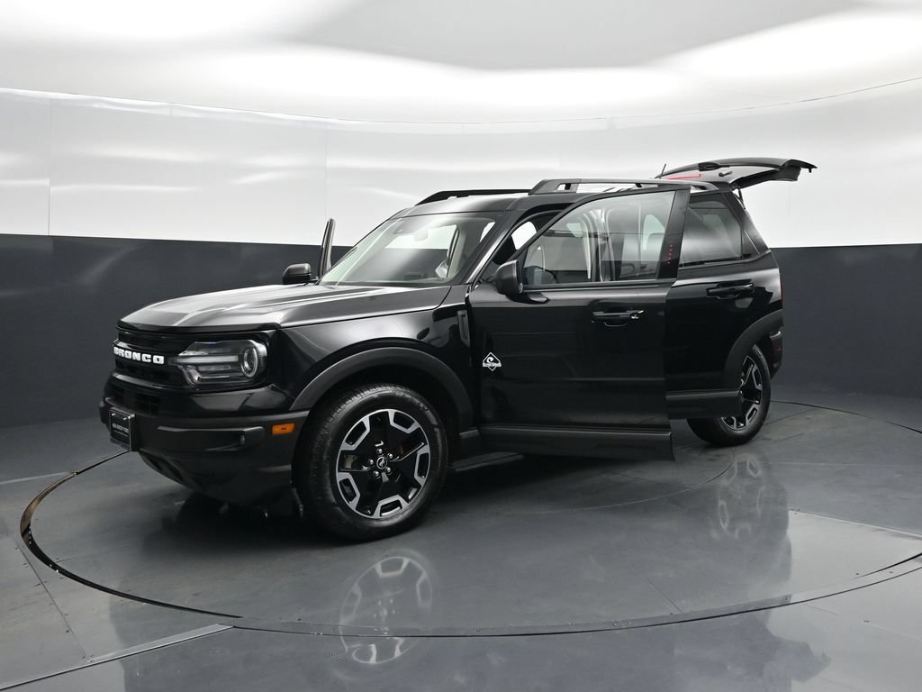 Used 2023 Ford Bronco Sport Outer Banks w/ Tech Package AWD/4WD image 32