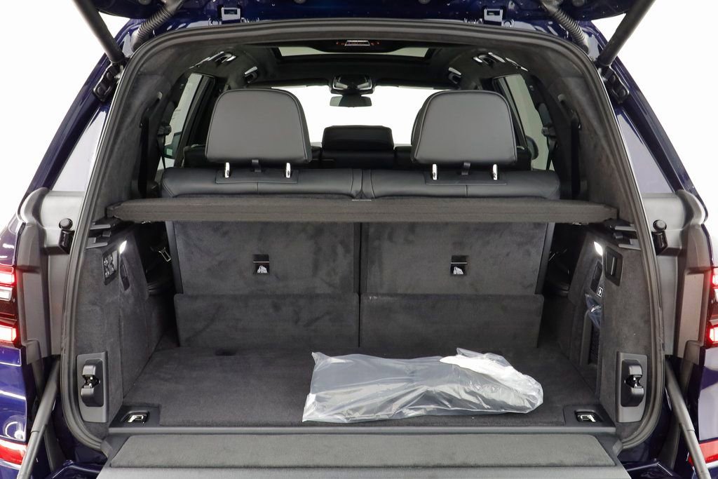 New 2026 BMW ALPINA XB7 image 19