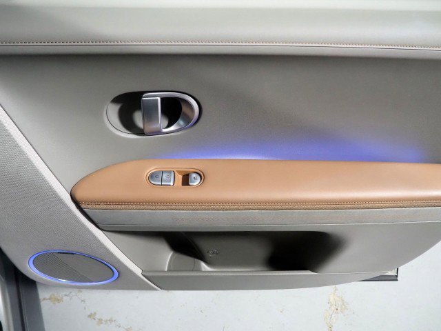 Used 2024 Hyundai Ioniq 5 Limited image 66