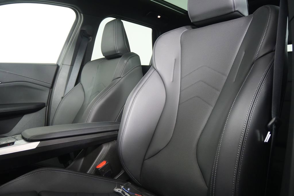 Certified 2025 BMW X1 M35i image 10