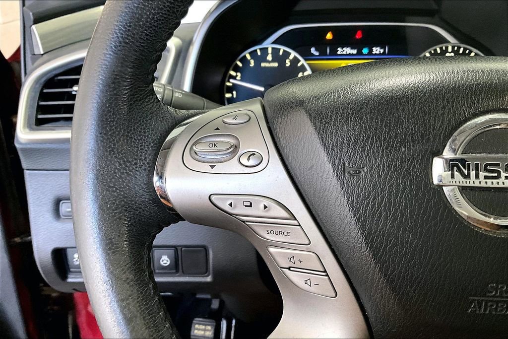 Used 2015 Nissan Murano SL image 11