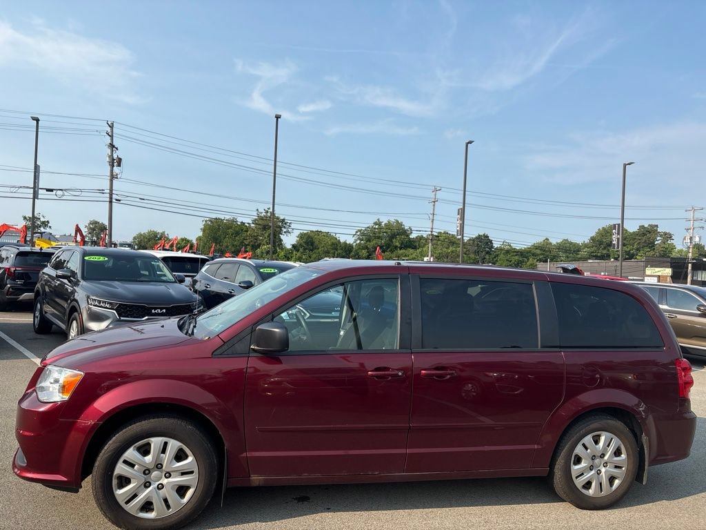 Used 2017 Dodge Grand Caravan SE w/ Power Window Group FWD image 4