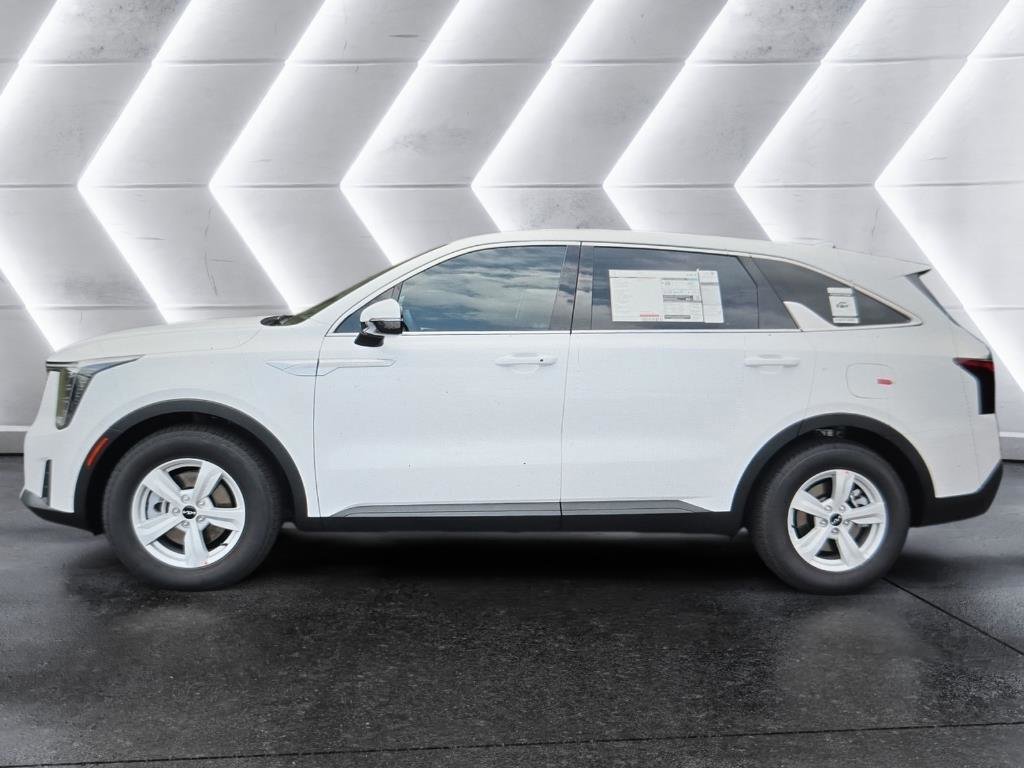 New 2025 Kia Sorento LX image 2