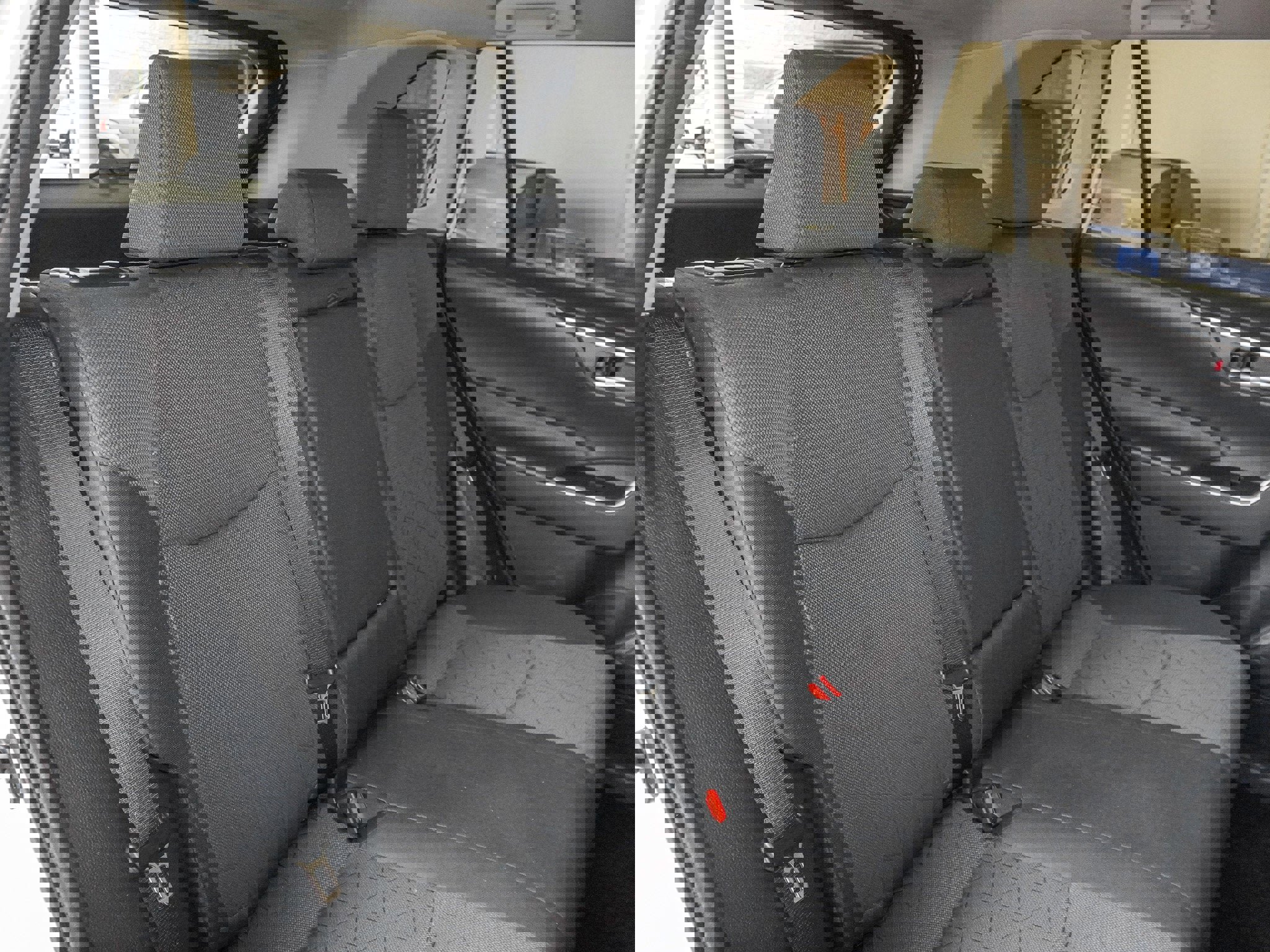 Used 2024 Toyota RAV4 XLE image 43