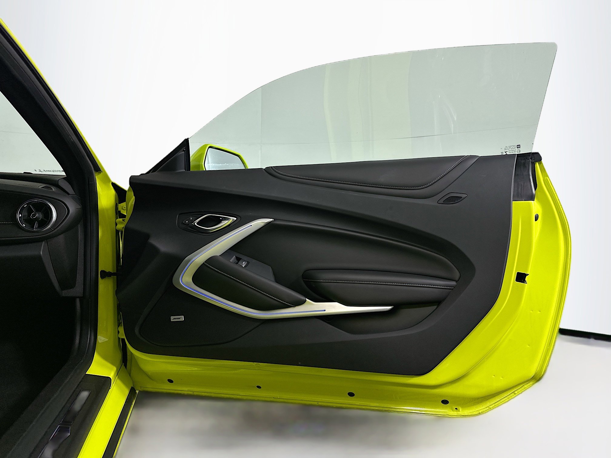 Used 2021 Chevrolet Camaro SS RWD image 29