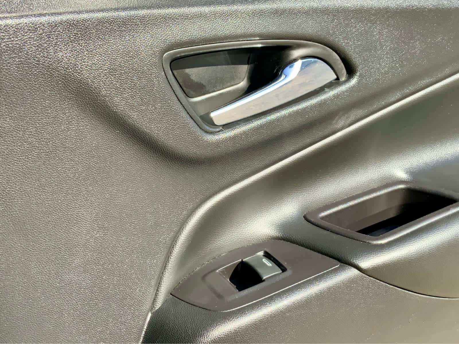 Used 2020 Chevrolet Equinox LT image 50