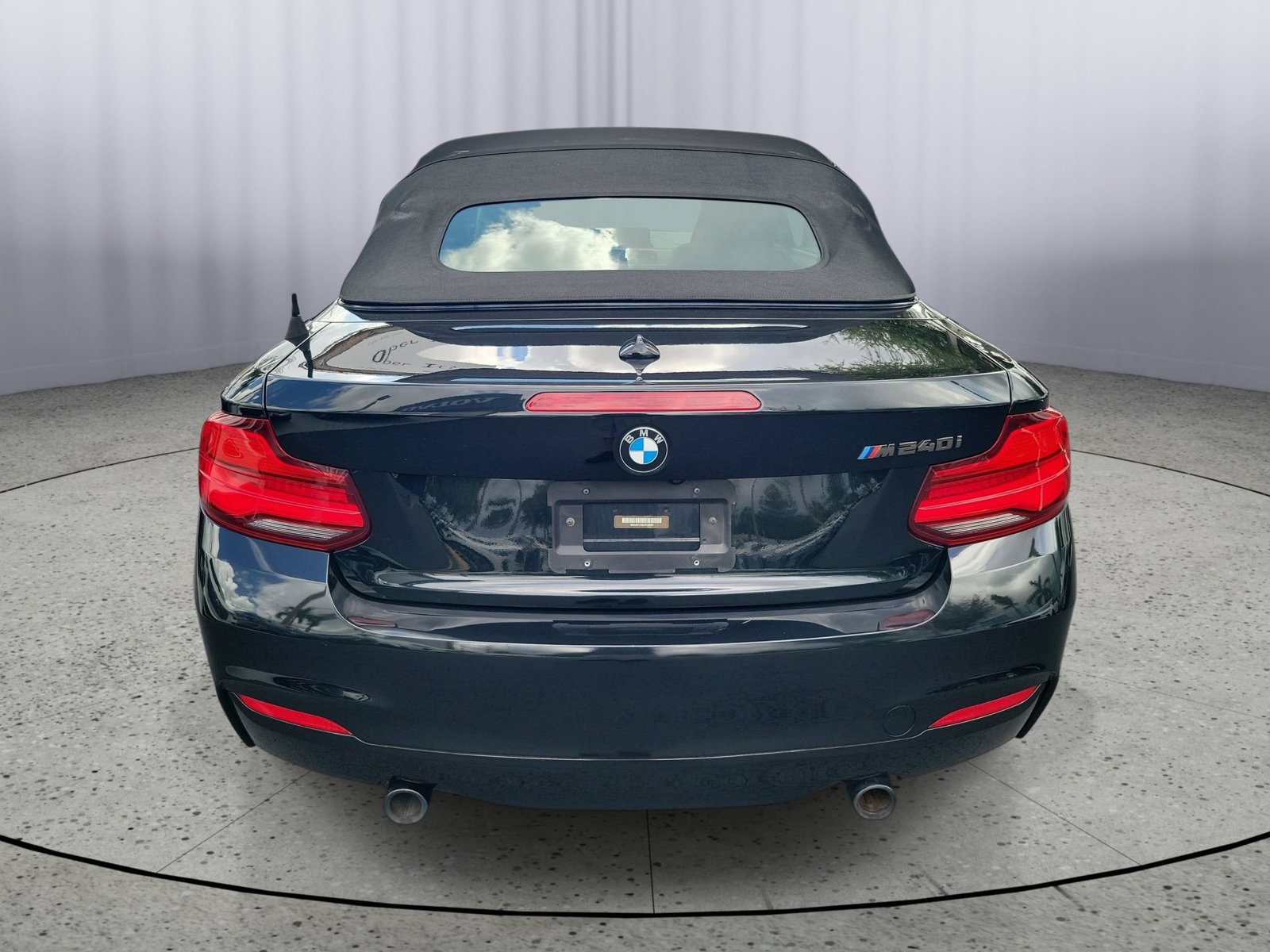Used 2018 BMW M240i Convertible RWD image 3