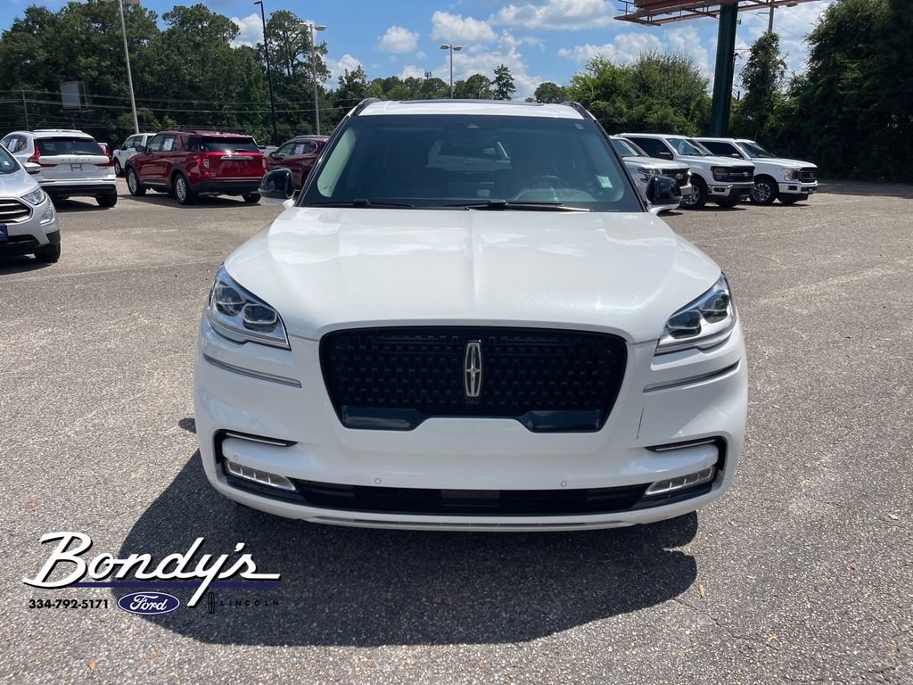 Used 2024 Lincoln Aviator Reserve w/ Equipment Group 201A AWD/4WD image 2