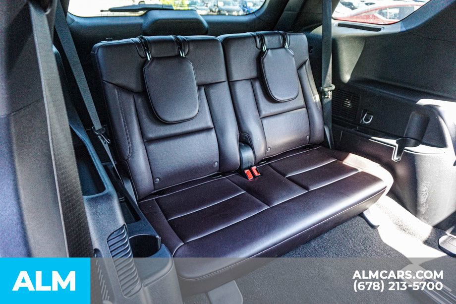 Used 2025 Ford Explorer Platinum w/ LUX Leather Package AWD/4WD image 23