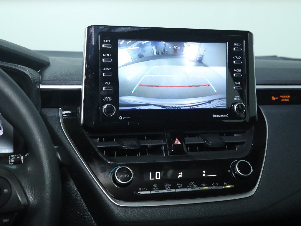 Used 2021 Toyota Corolla LE w/ Carpet Mat Package (TMS) FWD image 27