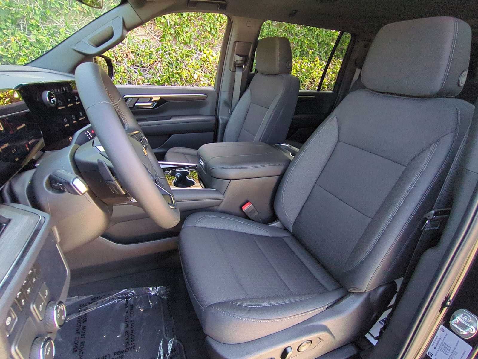 New 2026 Chevrolet Suburban LS RWD image 23