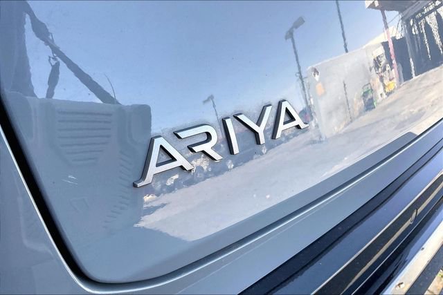 Used 2025 Nissan Ariya FWD image 7