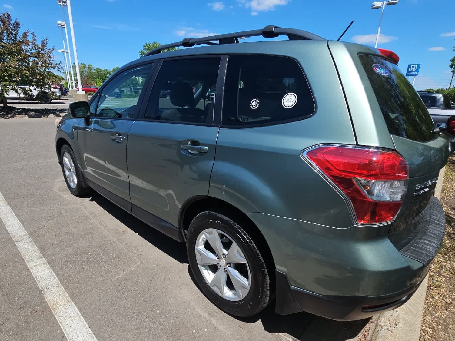Used 2015 Subaru Forester 2.5i Premium AWD/4WD image 6