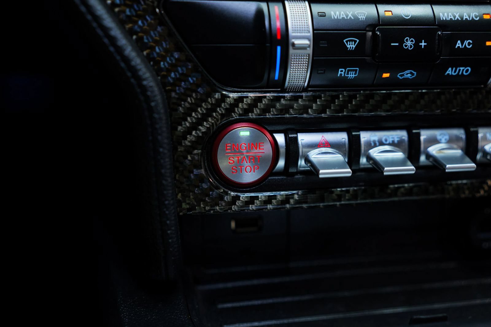 Used 2019 Ford Mustang GT w/ GT Performance Package RWD image 33
