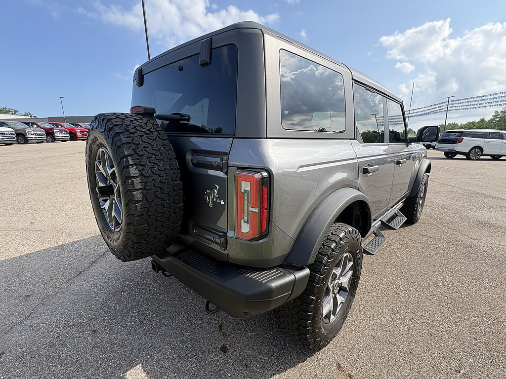 Used 2023 Ford Bronco Badlands AWD/4WD image 5