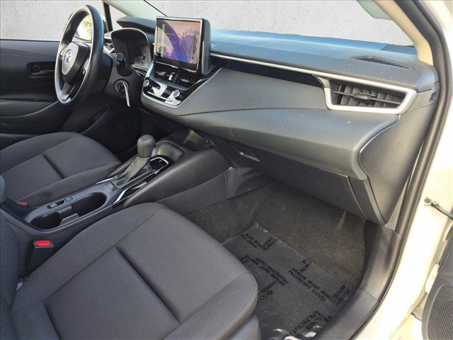Used 2025 Toyota Corolla LE FWD image 27