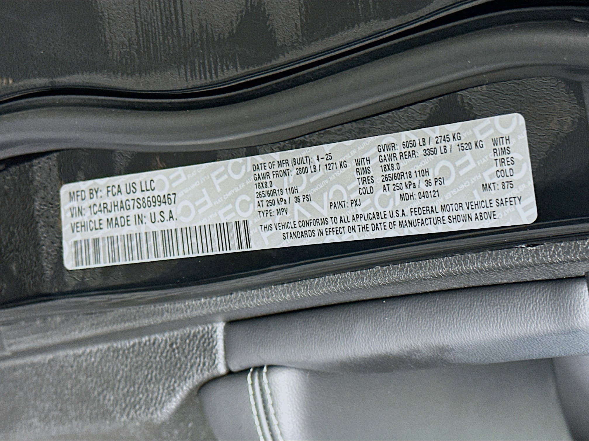 Used 2025 Jeep Grand Cherokee Altitude image 12