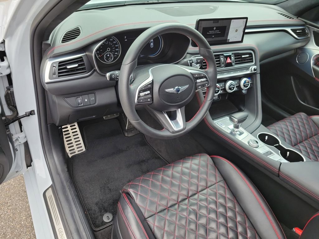 Used 2022 Genesis G70 3.3T RWD image 23