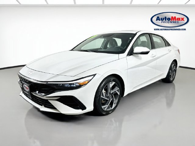 Used 2025 Hyundai Elantra Limited FWD image 5
