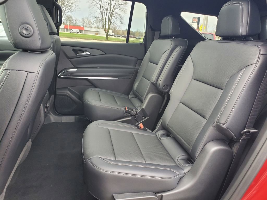 New 2026 Chevrolet Traverse LT w/ Sun and Wheel Package AWD/4WD image 26