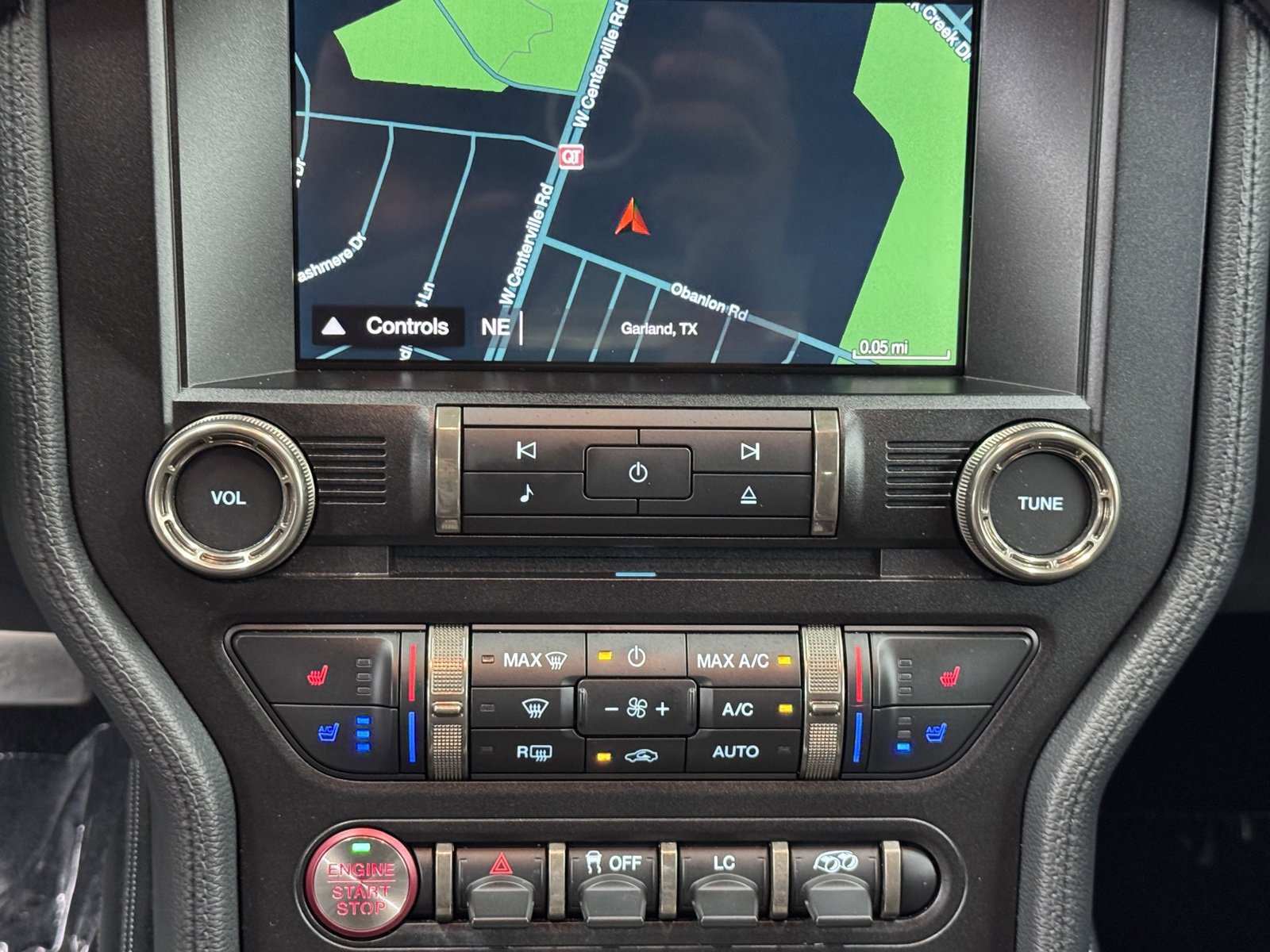 Used 2019 Ford Mustang Shelby GT350 w/ Technology Package image 16