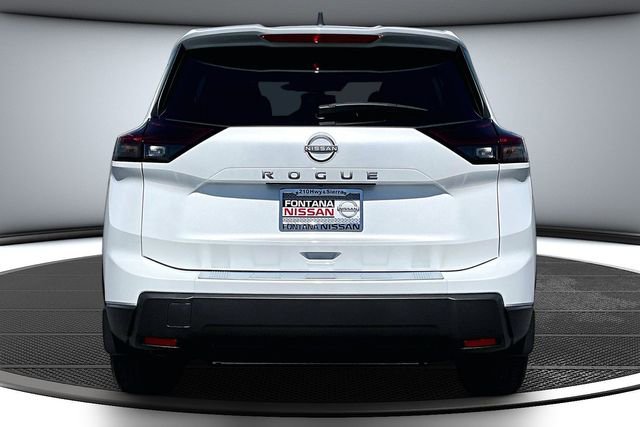New 2026 Nissan Rogue SV image 4