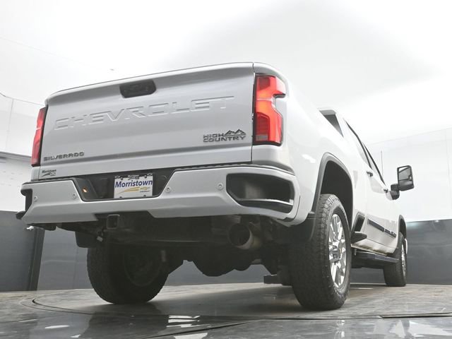 Used 2025 Chevrolet Silverado 2500 High Country w/ Technology Package AWD/4WD image 46