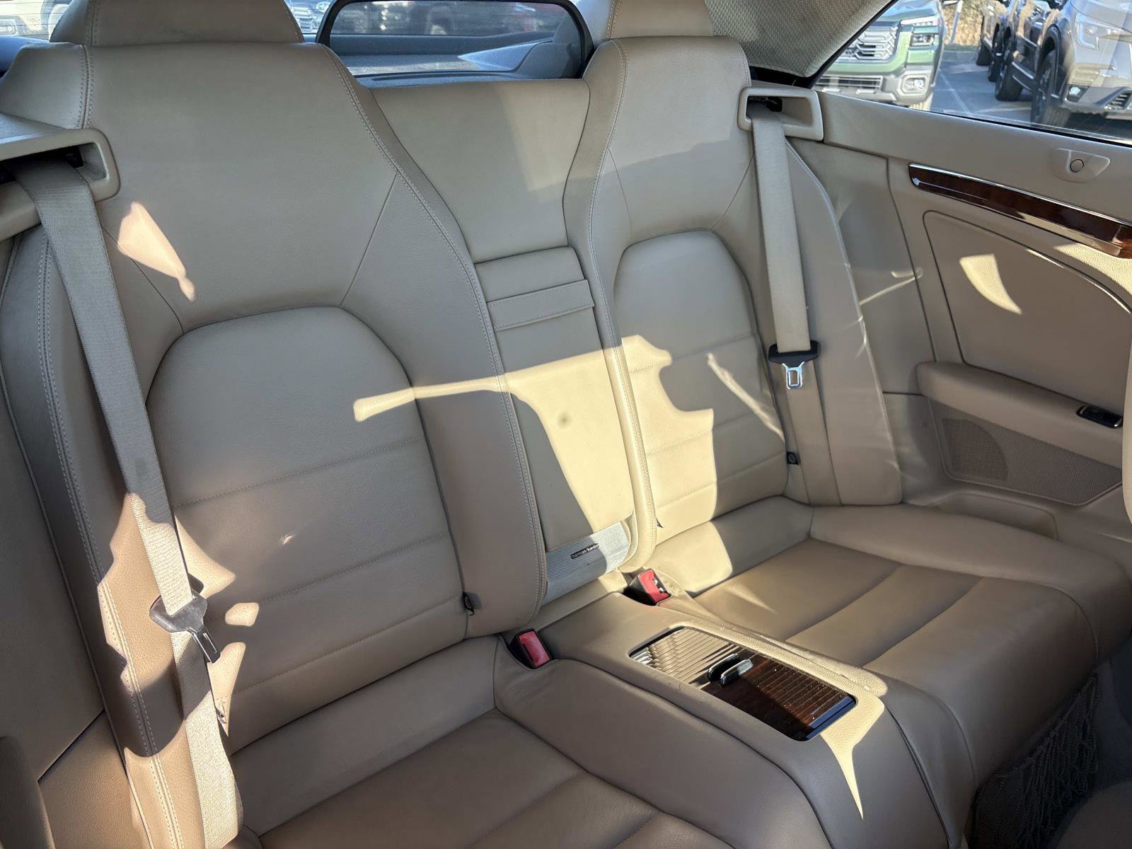 Used 2011 Mercedes-Benz E 350 Cabriolet image 33